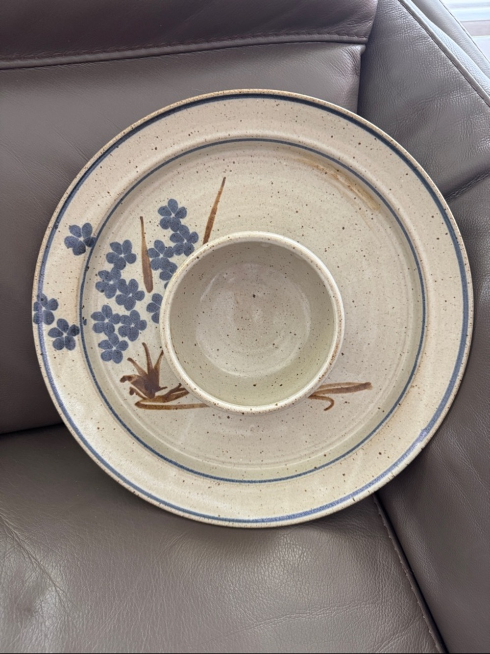 Hand-Painted Ceramic Chip & Dip Platter in Cream and Blue